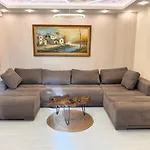 модерен оазис в морската градина * וארנה