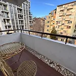 модерен оазис в морската градина דירה וארנה